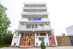 FabHotel Trident- Nr. Yashobhoomi Convention Centre, Delhi