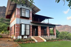 SkyGram Raha A Cozy Lakeview Retreat, Mulshi