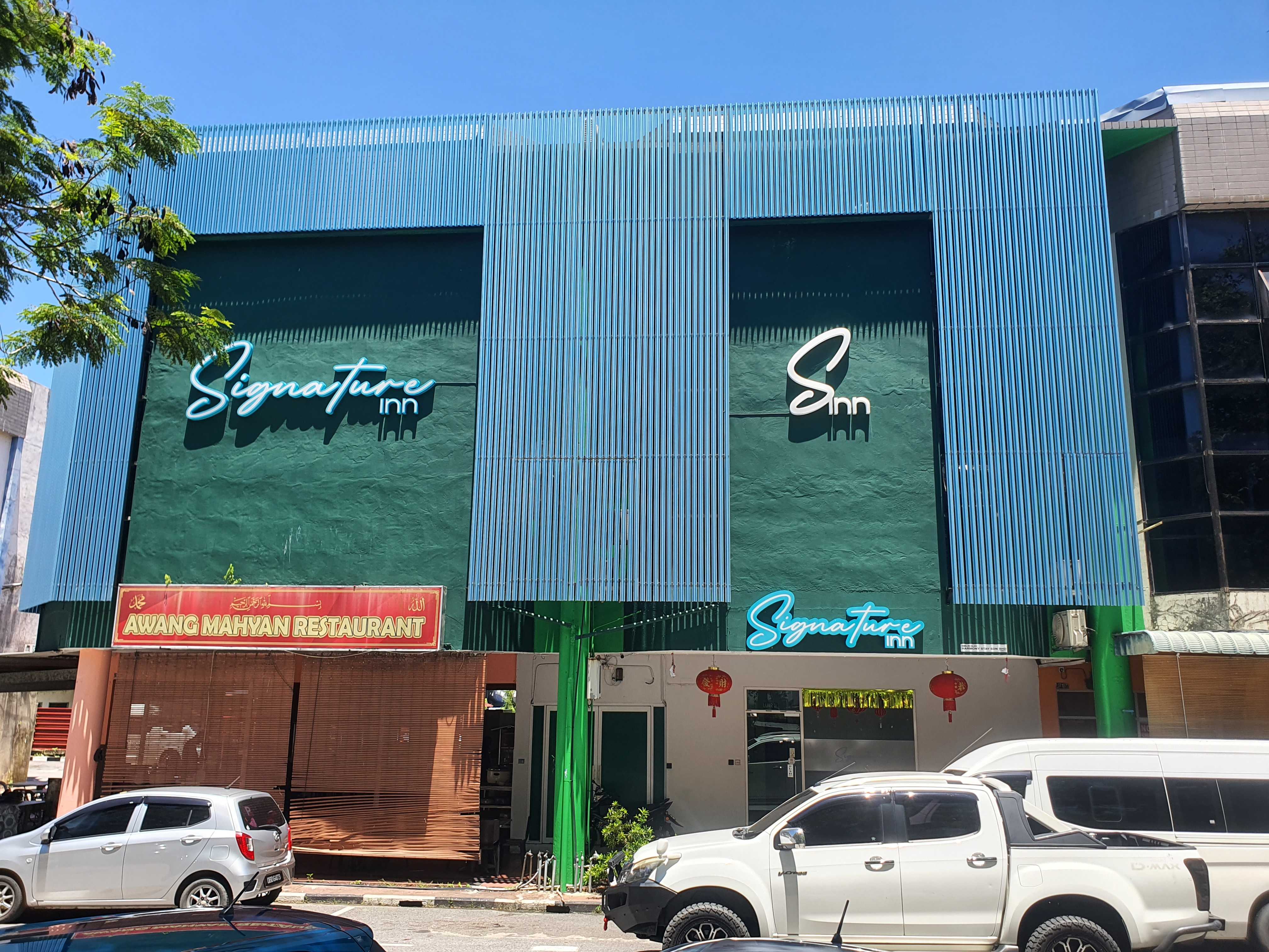 OYO 91053 Signature Inn Miri - Tap to explore photos