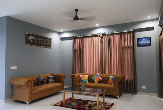 Zen Nest , Hill Crest Kasauli 2BHK