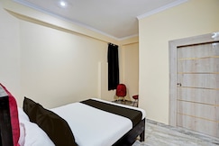 Hotel O by OYO NEW STAR ROOMS, Noida