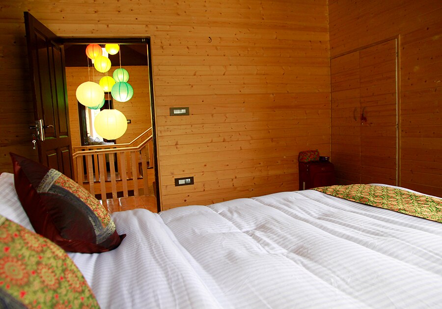 Whistling Woods Eco Resort 𝗕𝗢𝗢𝗞 Sonmarg Resort 𝘄𝗶𝘁𝗵 ₹𝟬 𝗣𝗔𝗬𝗠𝗘𝗡𝗧