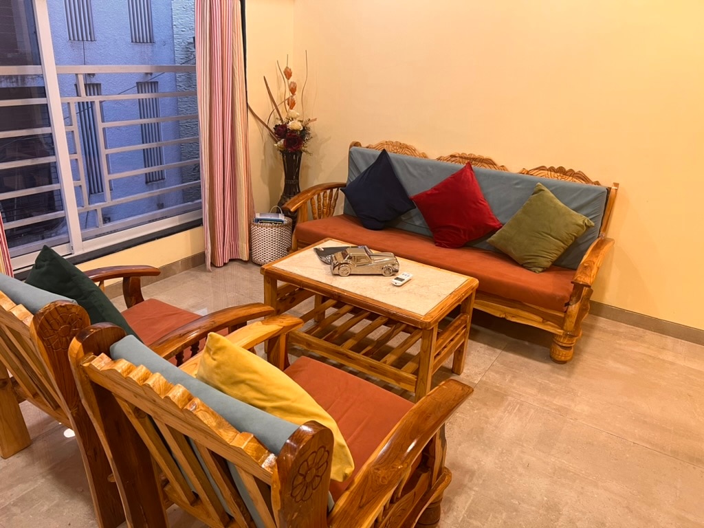 Pinaki Comfort Stay Vile Parle Near Airport 5