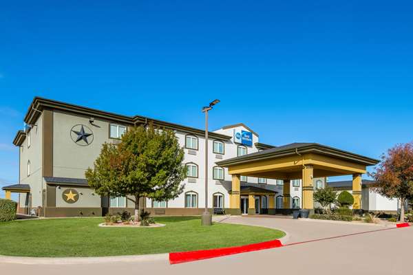 Best Western South Plains Inn & Suites - Tap to explore photos