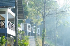 Woodrose Resort | Restaurant & Pool, Wayanad