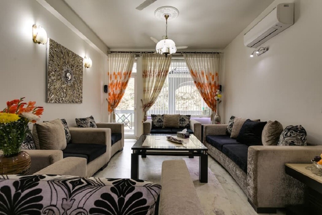 Ardee City Apartment - Tap to explore photos