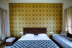 SPOT17 RESORT, Indore