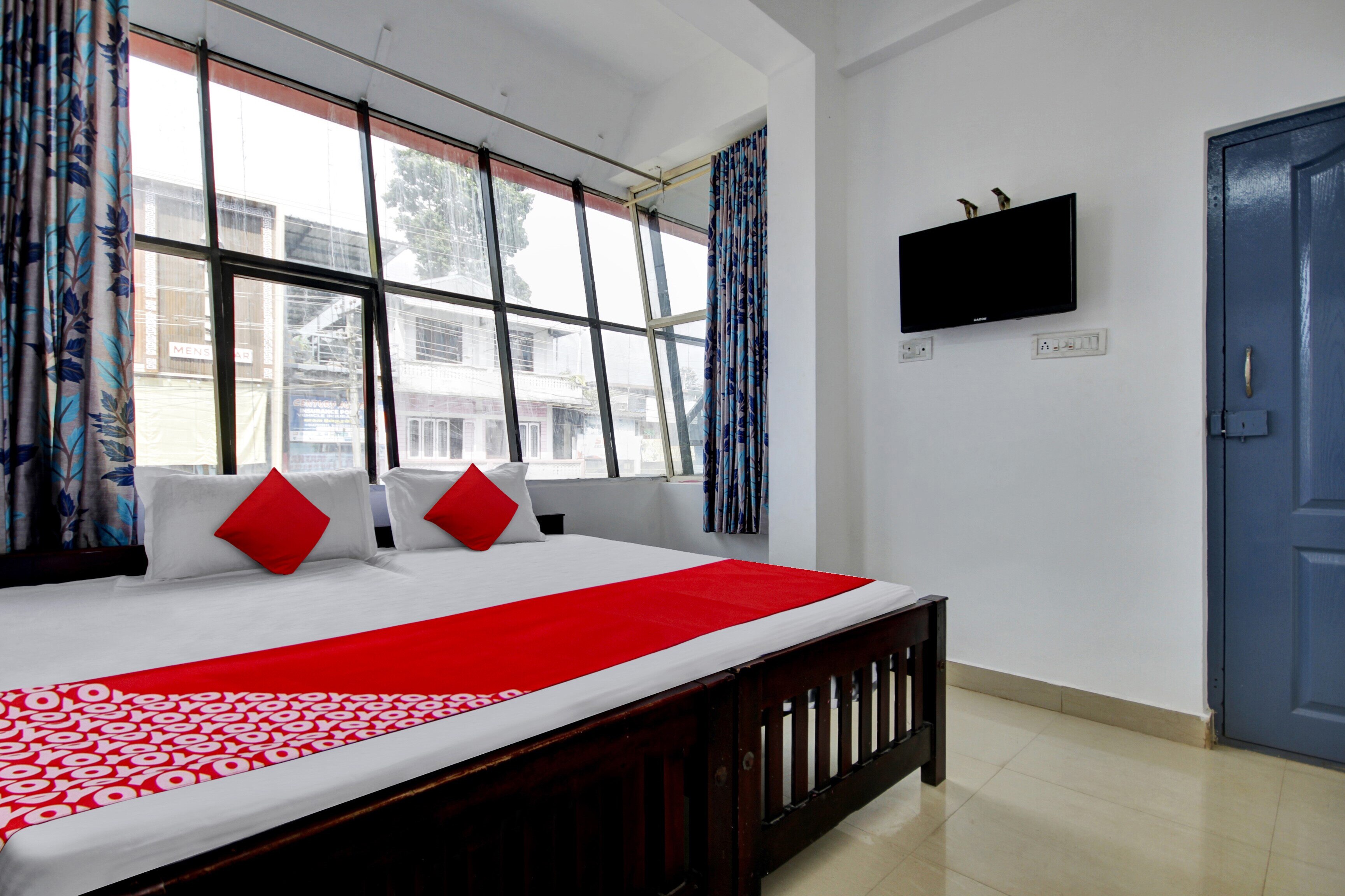 Hotel O Munnar Rest & Lodging - Tap to explore photos