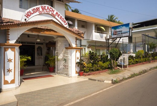 Holiday Beach Resort Goa Resort Price Address Reviews