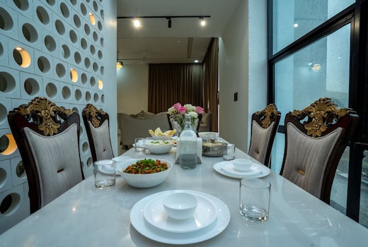 Stayleisurely Roman 4BHK Lonavala