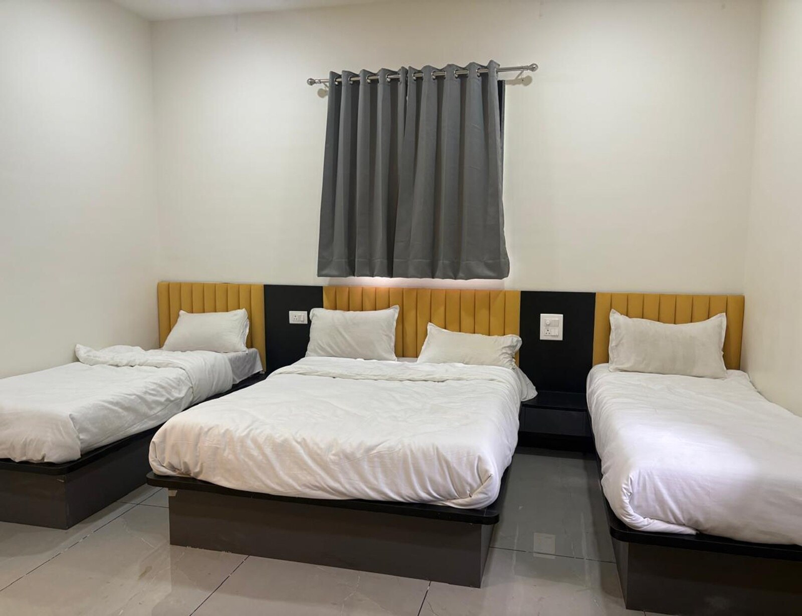 Hotel Mathura Airport Road 4
