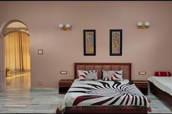 Kosmic Stays, Mathura