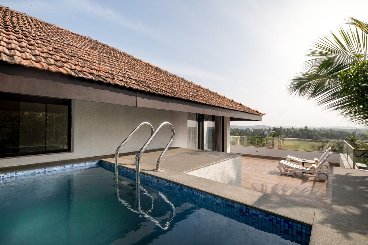 tisyastays | Sea La Vie 3BHK Penthouse Pvt Pool - Tap to explore photos