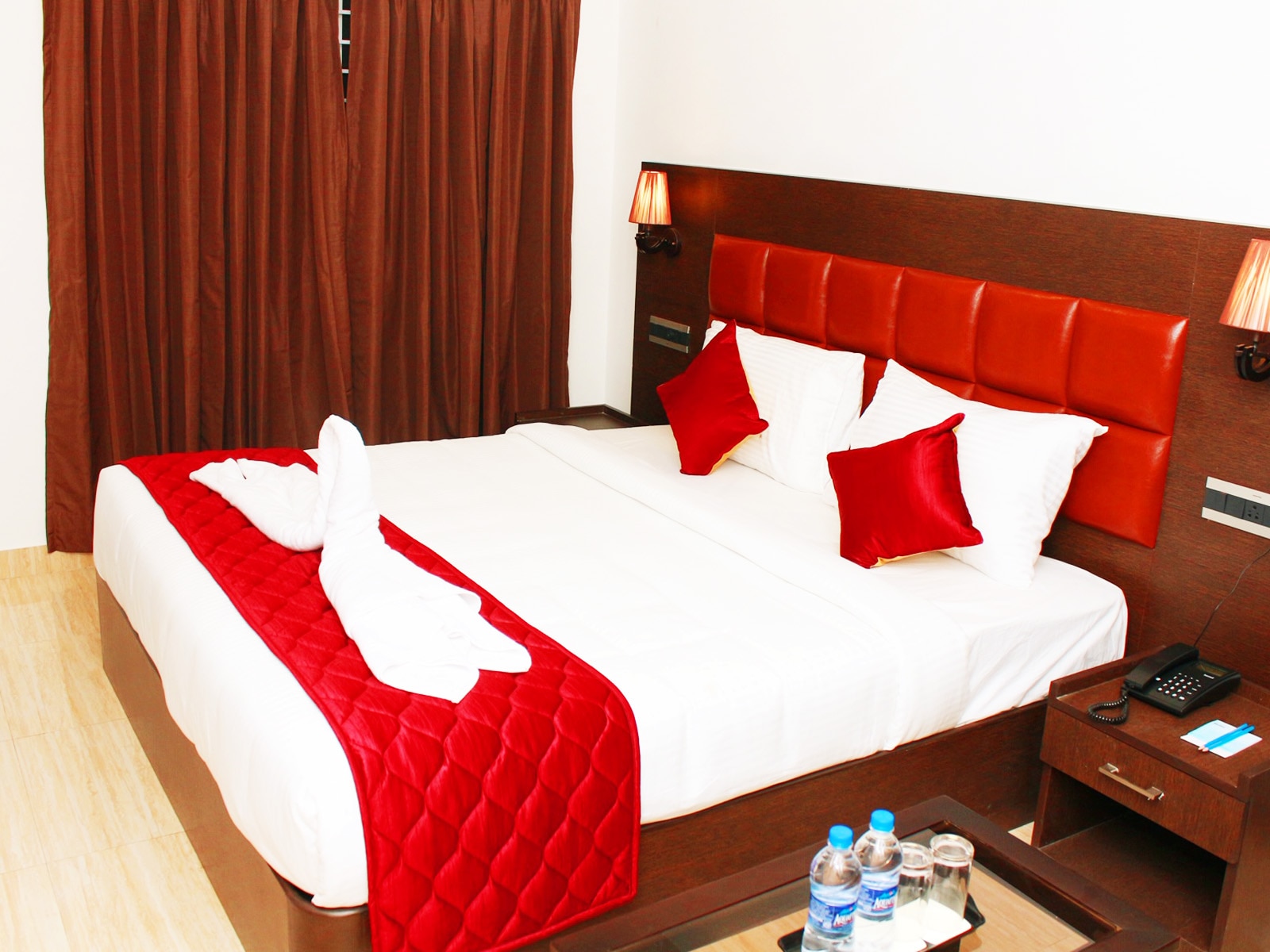Staylite Suites - Tap to explore photos