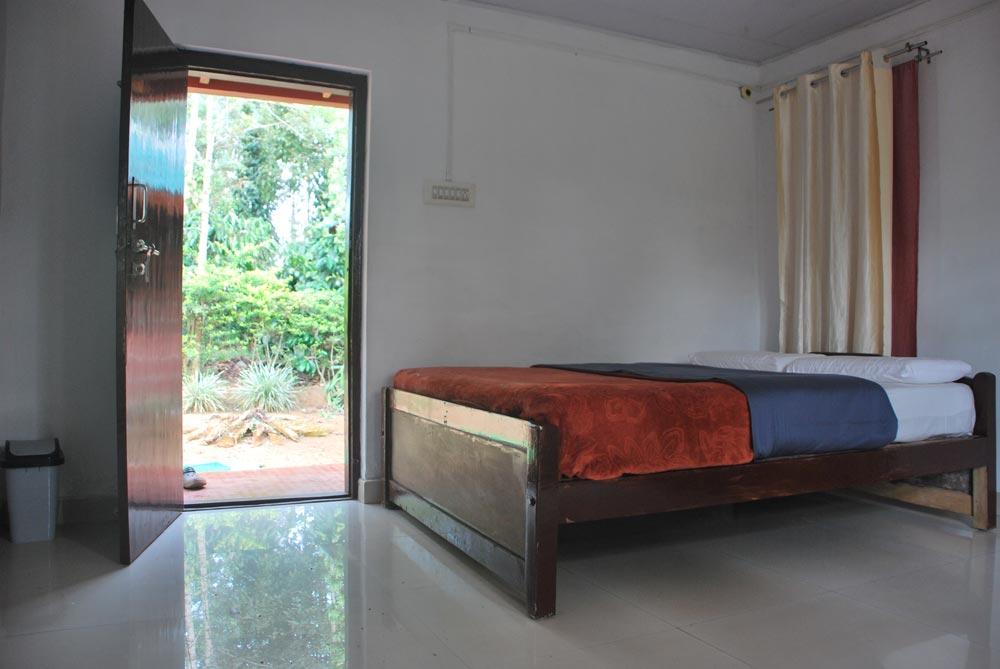 Island Homestay - Tap to explore photos