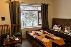 The Himalayan Nest, Gulmarg