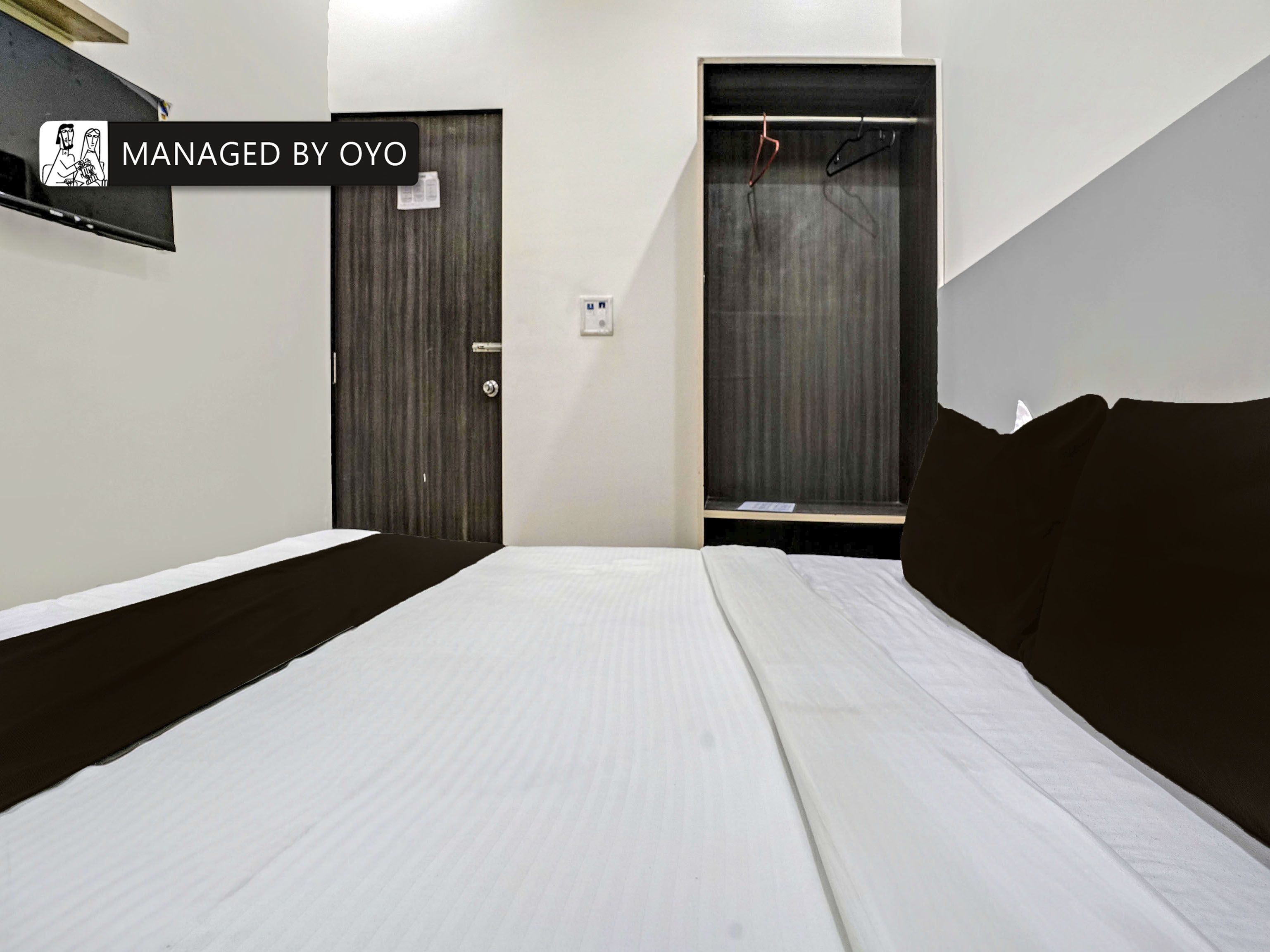 Hotel O Kailash Park Boutique Rooms - Tap to explore photos