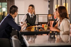 Crowne Plaza Muscat OCEC, Sur