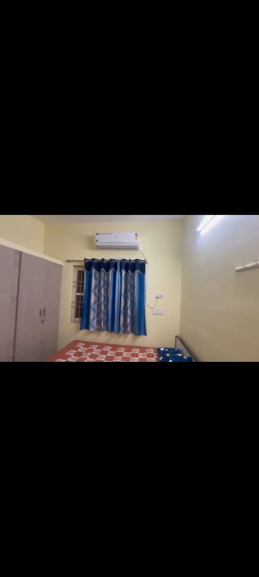 Santhoshini guest house - Tap to explore photos