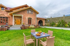 StayVista at Nazneen, Srinagar