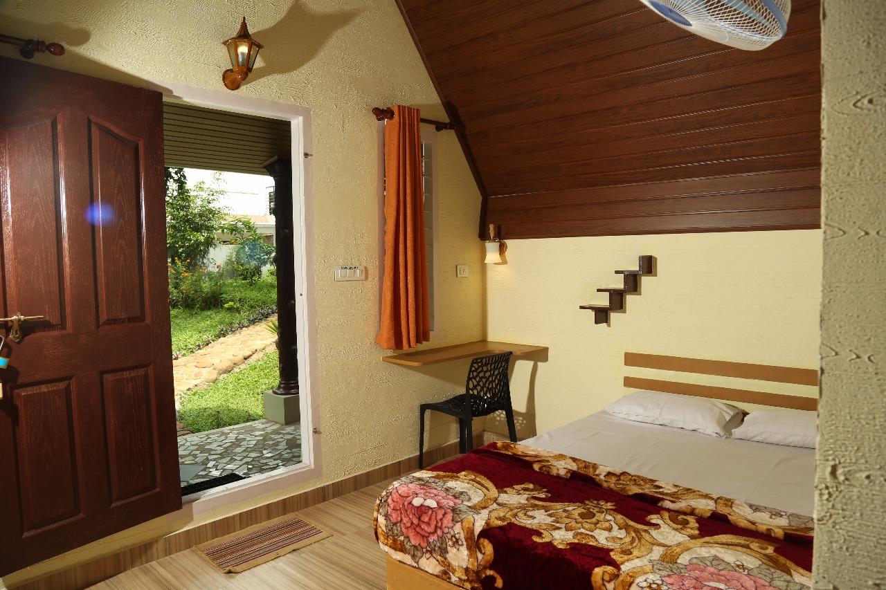 Gokulam House Villa - Tap to explore photos