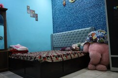 Independent Smart Homestay, Meerut
