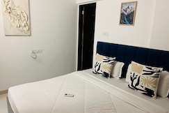 Blue Haven 2bhk Near Airport Couple friendly Luxe, Pune