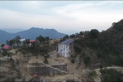 Apna Adda Homestay 3BR Umreila Talla By Homeyhuts, Lansdowne