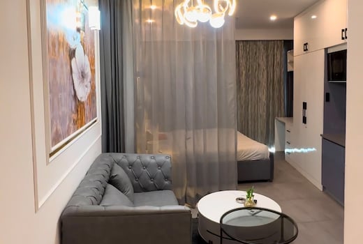 The Welkin Stay   Spring Leaves