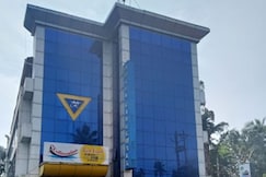 Riverwalk Hotel, Pathanamthitta