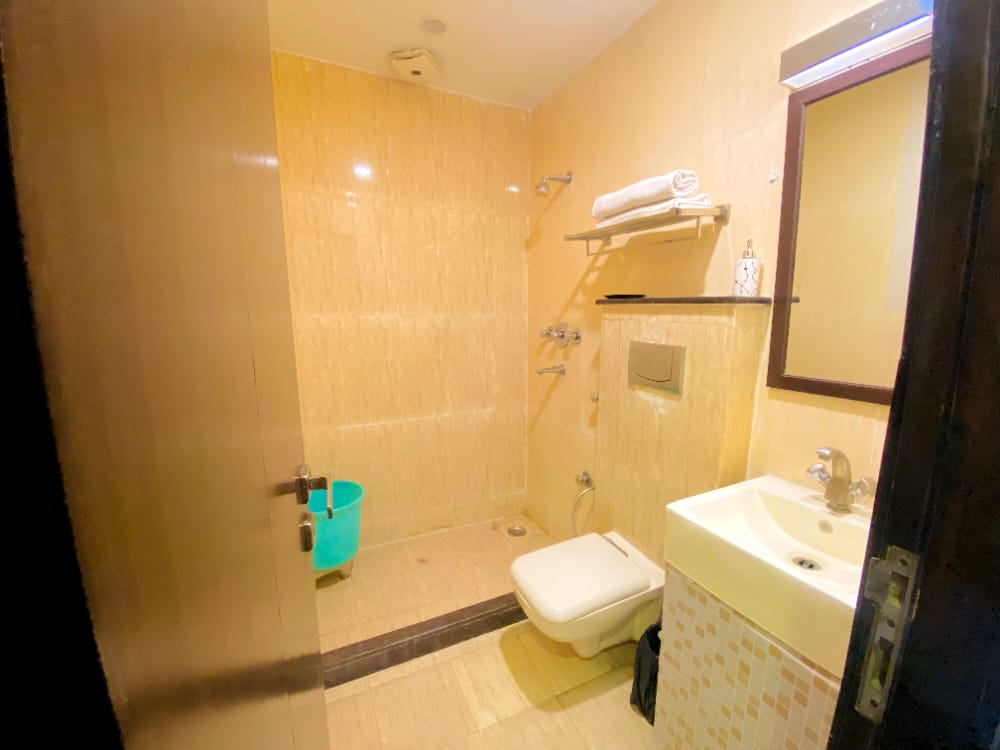Hotel Yellow Sapphire - Tap to explore photos