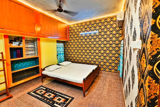 Entire 3BHK Homestay 500M From Shree Jagannath Temple