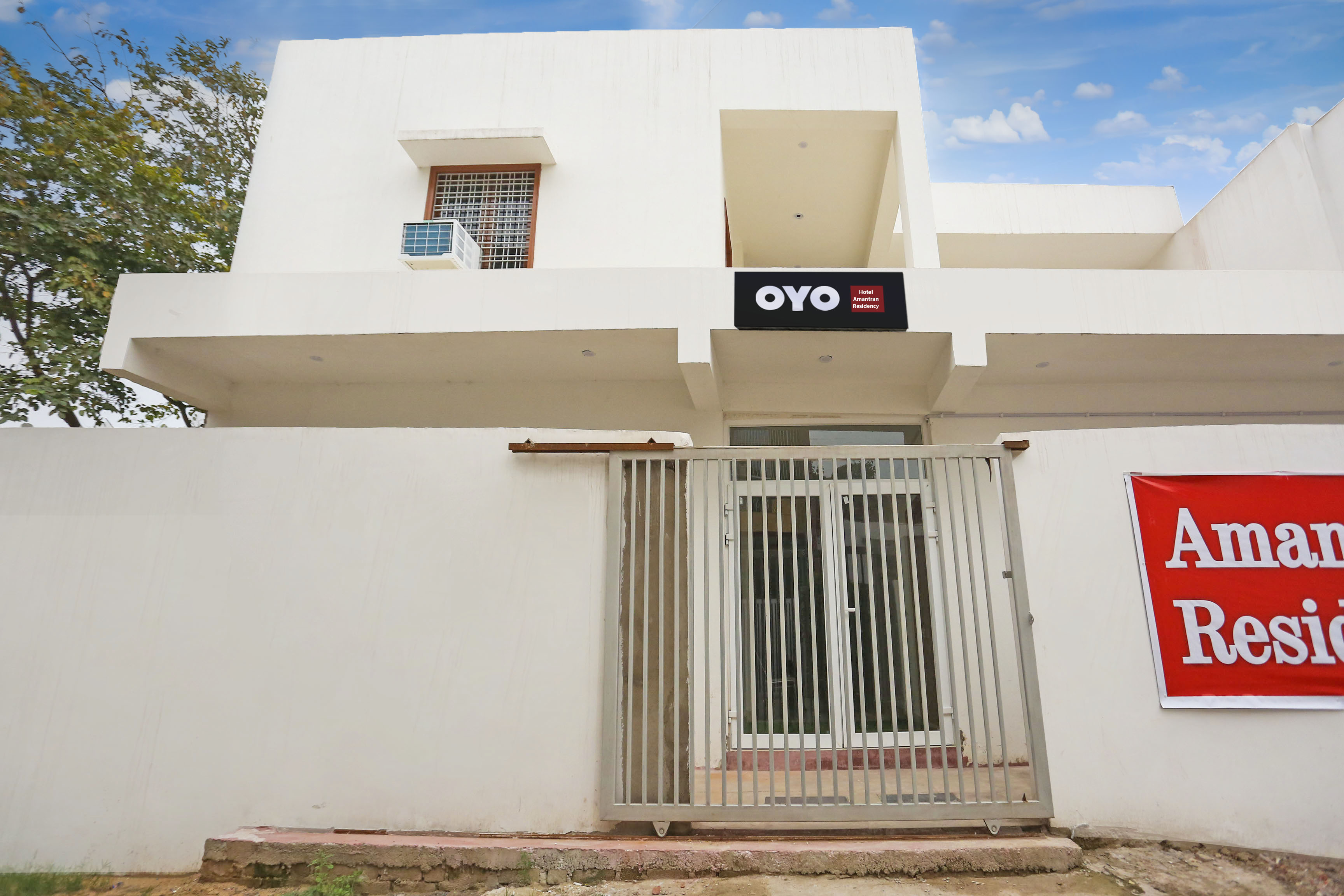 Hotel O Amantran Residency - Tap to explore photos