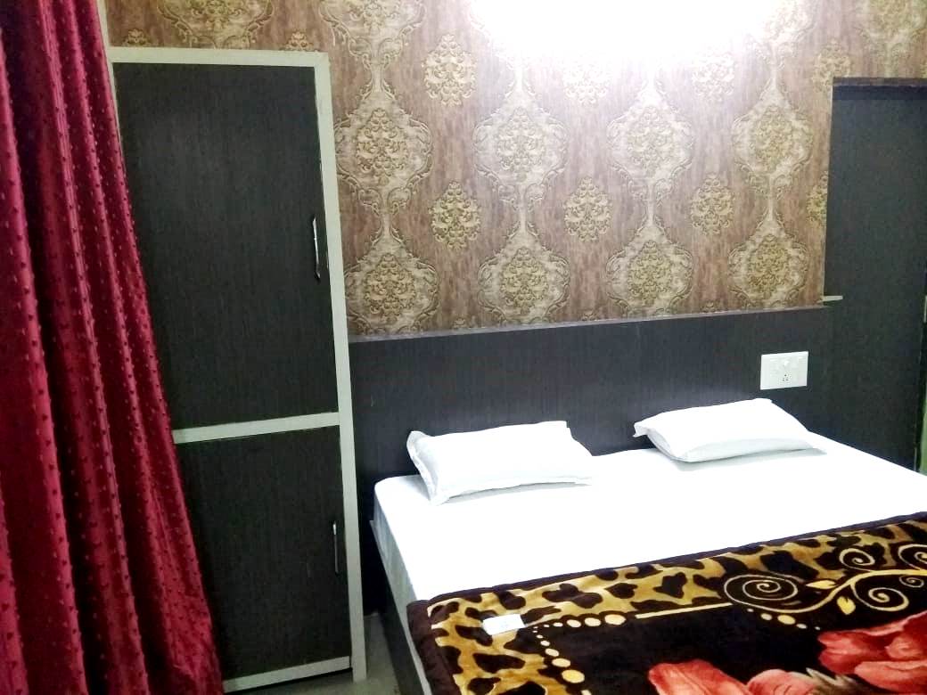 Anukul Guest House New - Tap to explore photos