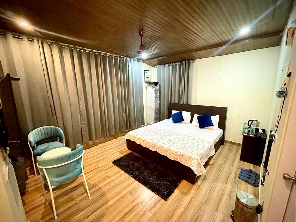 The Popping Pines Cottages Kasauli - Tap to explore photos