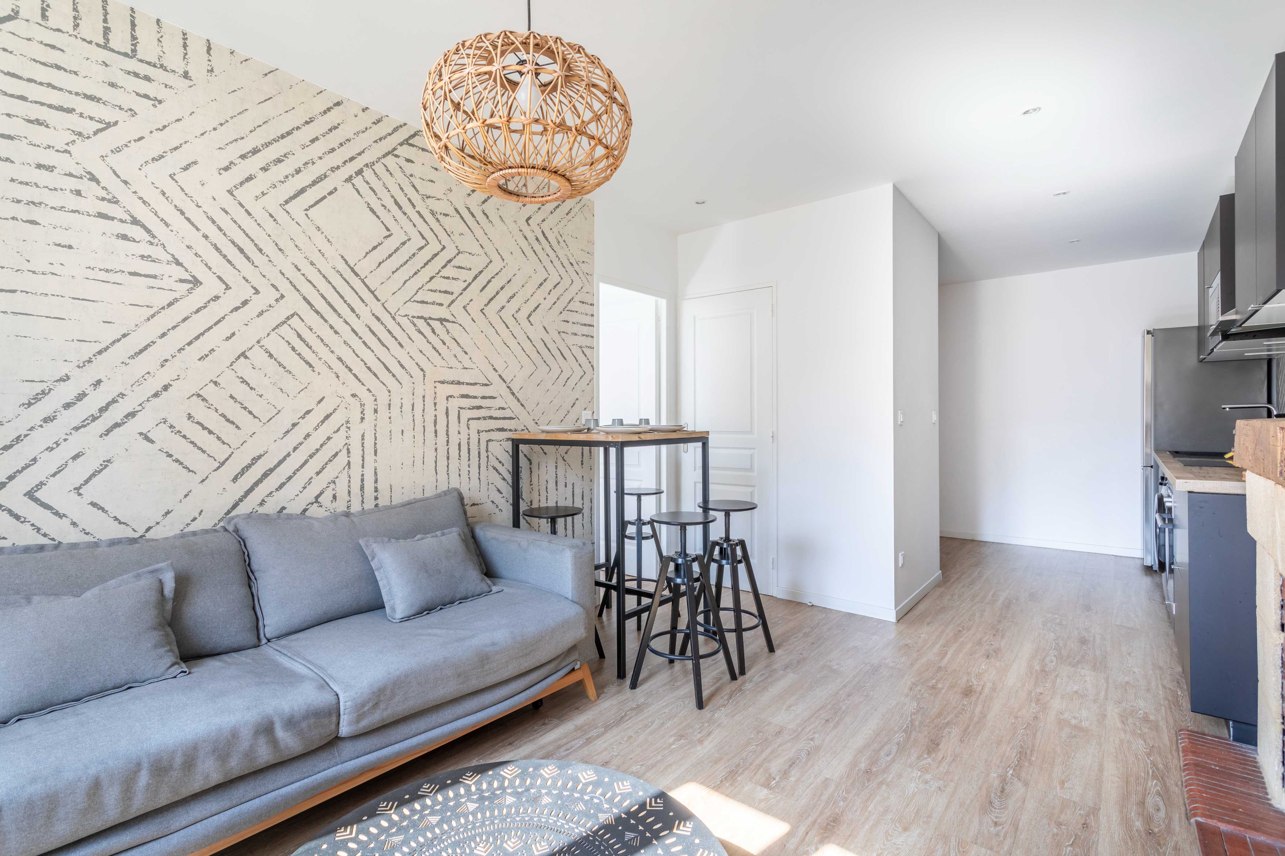 Charming apartment Marseille Notre Dame Du Mont - Tap to explore photos