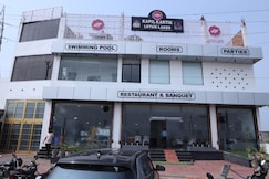 Lotus Lakes Hotel, Amroha