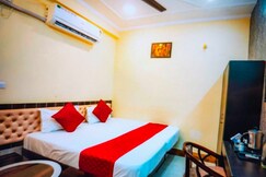 Hotel O Cozy Home stay Premium, Varanasi