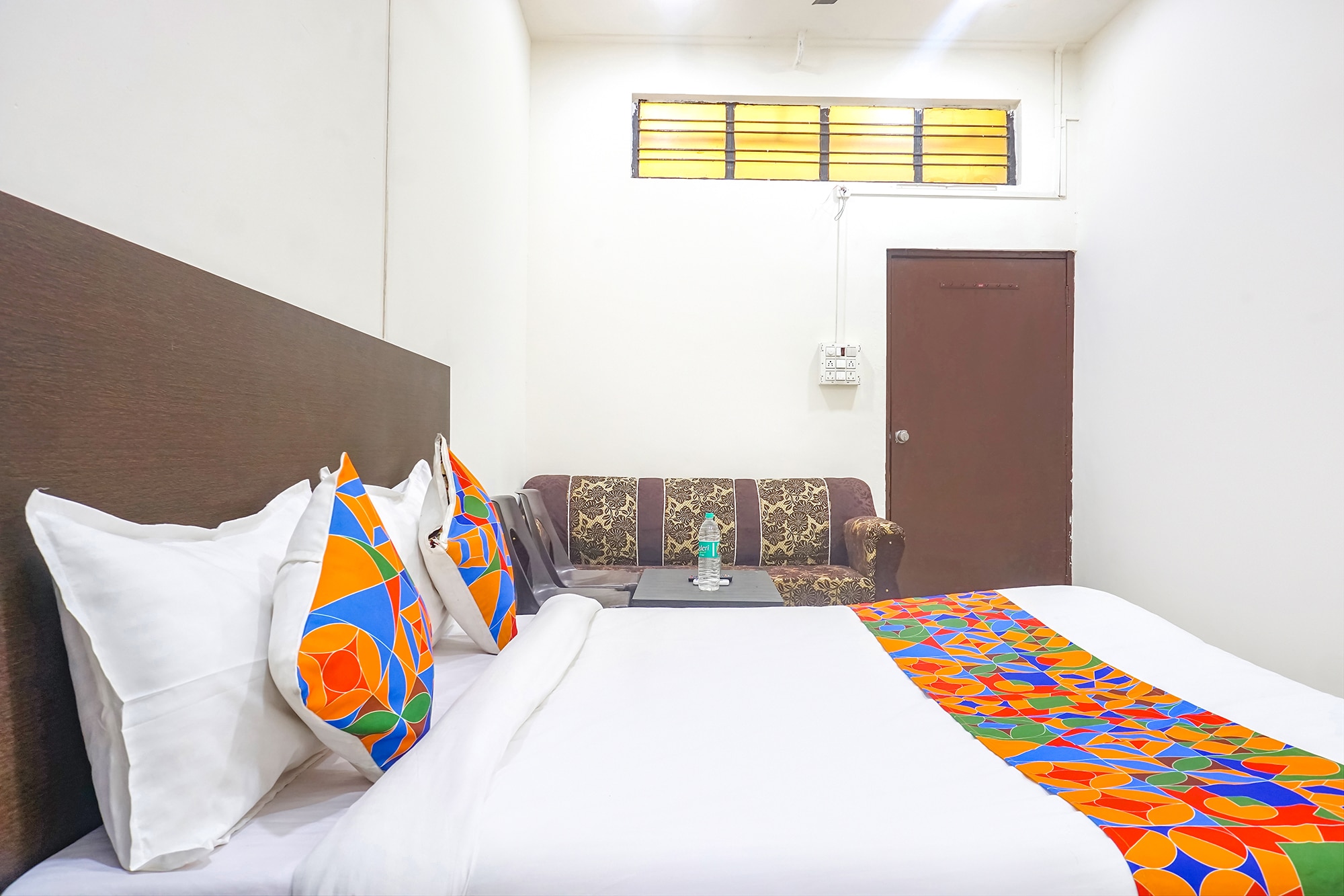 FabHotel Om Sai - Nr. Nashik Railway Station - Tap to explore photos
