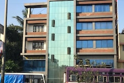 Mahalaxmi Deluxe Lodging, Kolhapur