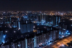 The Taj Studios-Central Noida - Independent Fully Furnished Studio Apartment, Noida