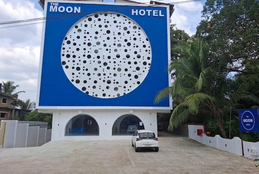 Palette The Moon Hotel Goa