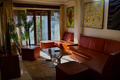 2bhk Budget Flat BKC 6 kms Family Friendly, Mumbai