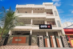 SPOT ON Aparna's Home, Mampur Bana