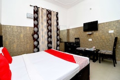 Hotel O Punjab Residency, Kharar