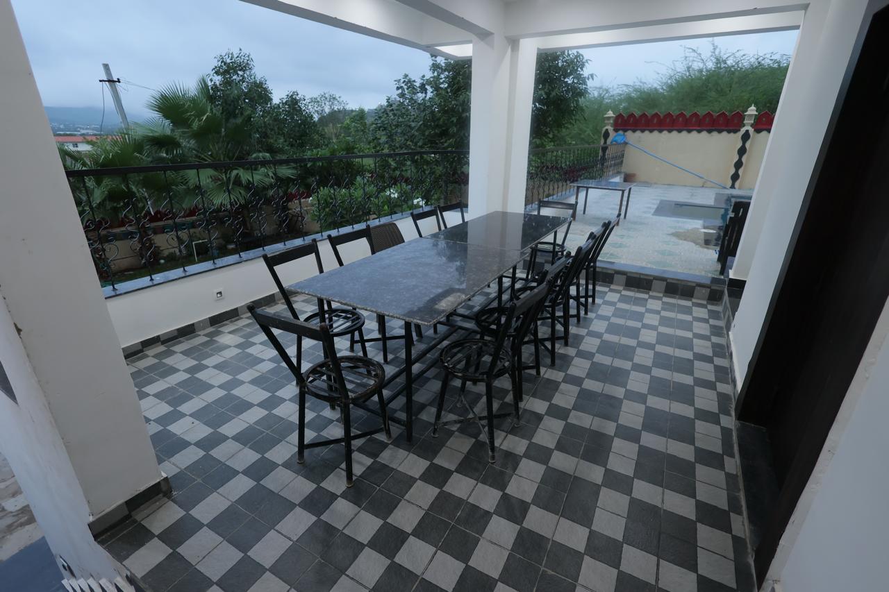 Jai Villa Inn Homestay - Tap to explore photos