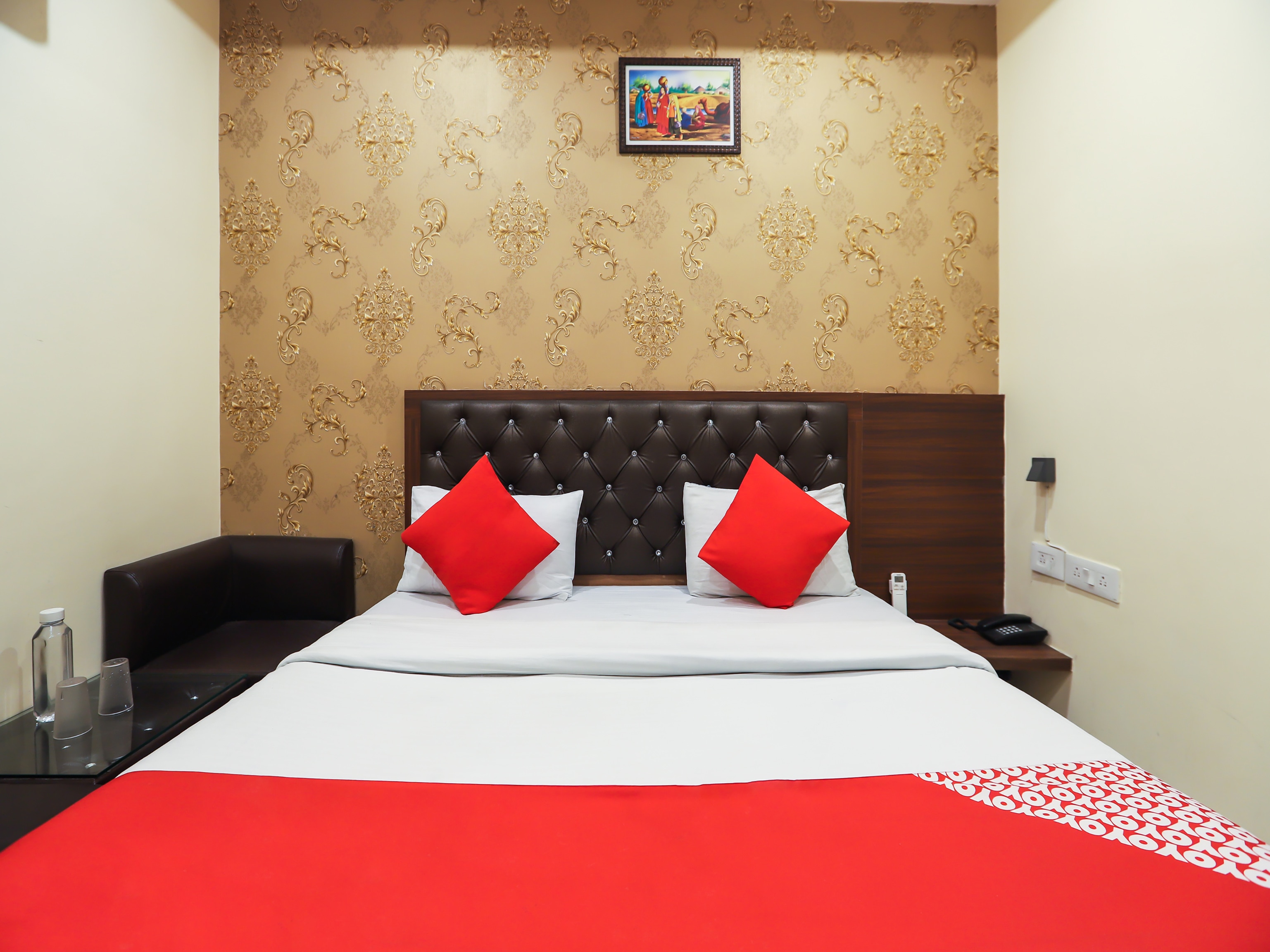 OYO Hotel City Residency - Tap to explore photos