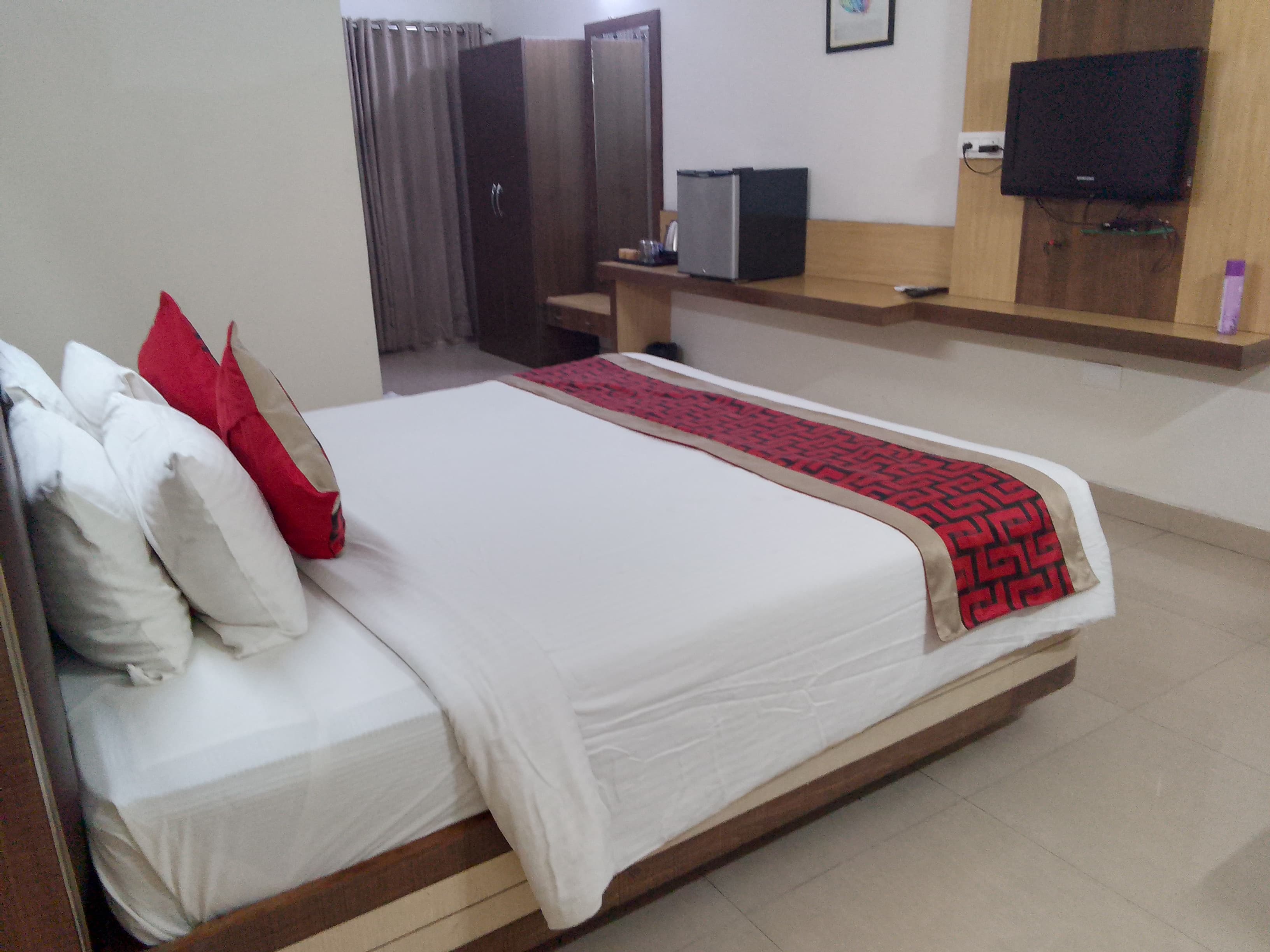 Hotel Goutham Bapatla - Tap to explore photos