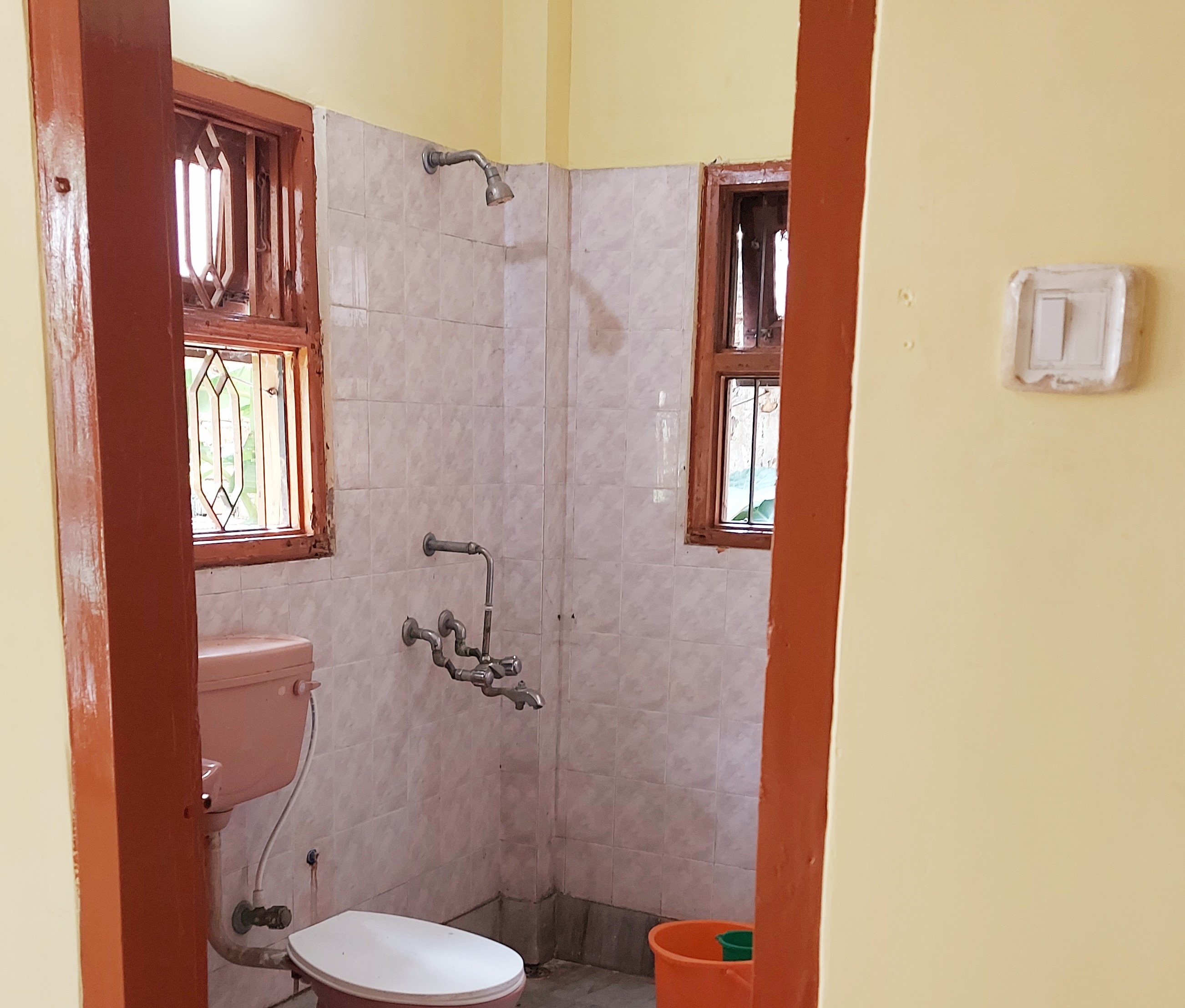 Alohi Homestay - Tap to explore photos