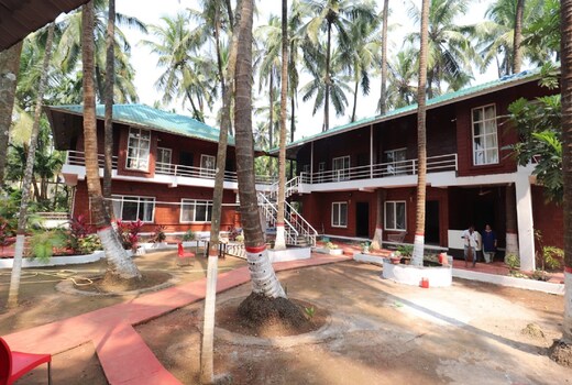 Sea Breeze Villa | Entire 6 BHK Villa